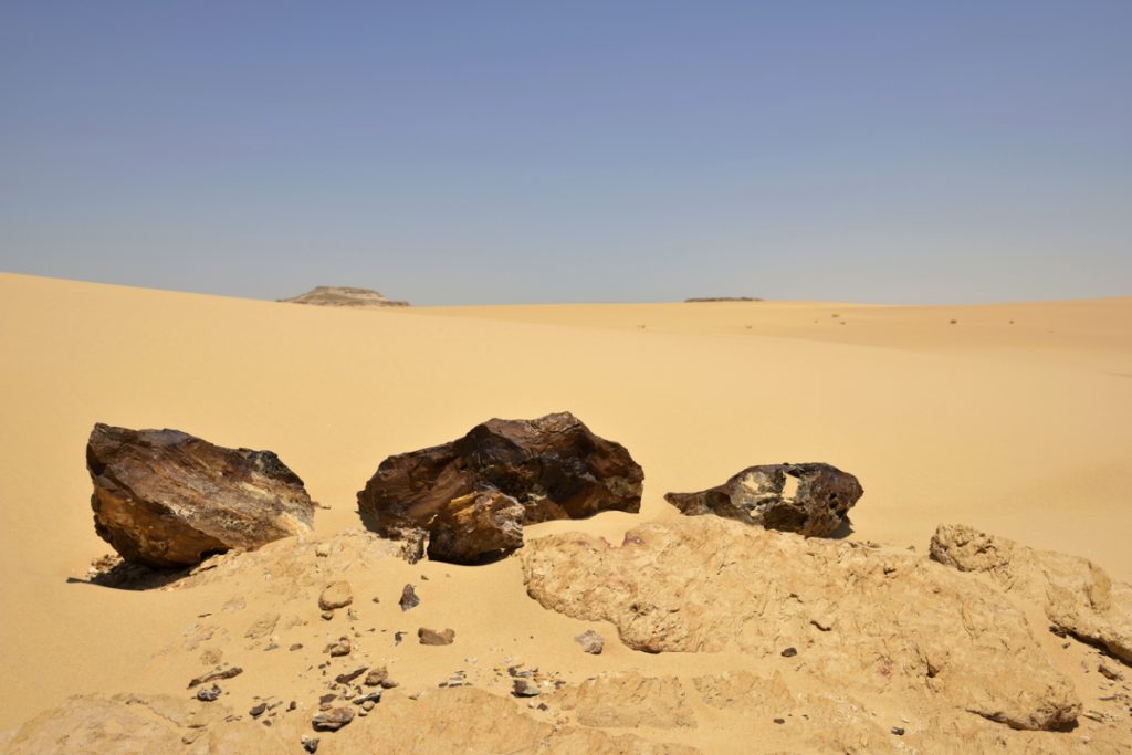 Meteoriten in der Wüste